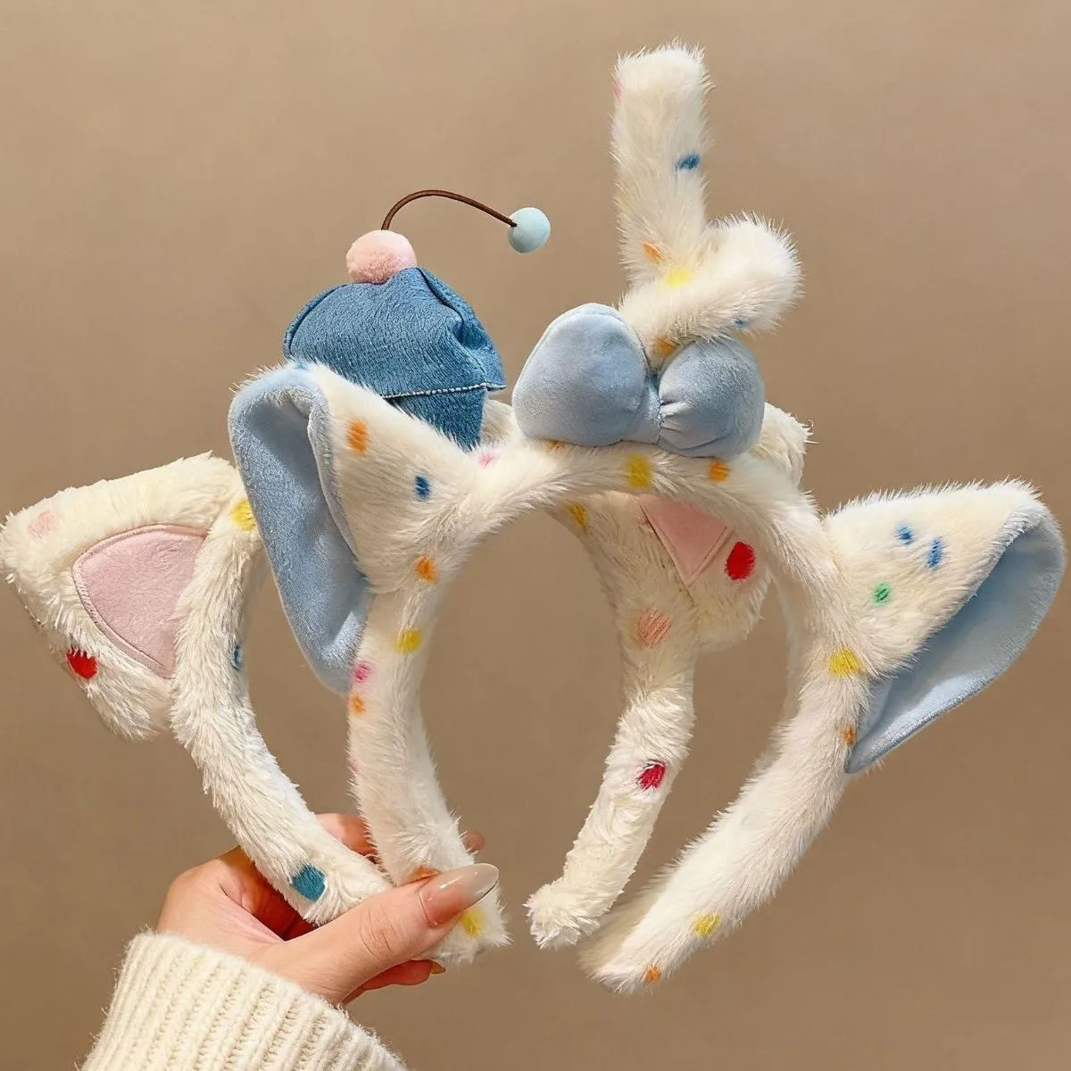 Cute Plush Bow Headband for Women – Fall Winter Spa Hair Hoop for Face Washing & Makeup, Gorgeous Fluffy Hair Accessory with Beautiful Bow Design
